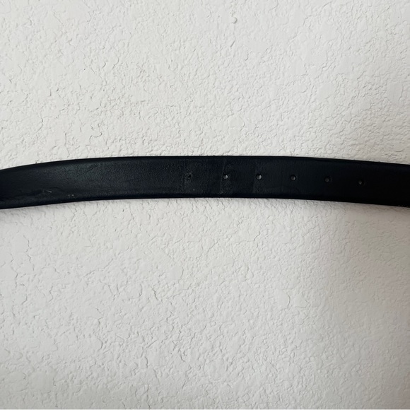 Italian leather men’s silver tone square buckle black leather belt - Picture 5 of 7